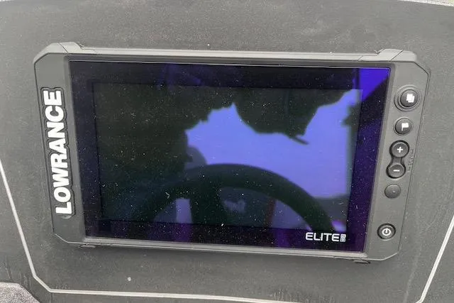 Slide: The Image of Lowrance Elite display on Ranger ALPHA 208, 2025 model, with visible control buttons. - 82