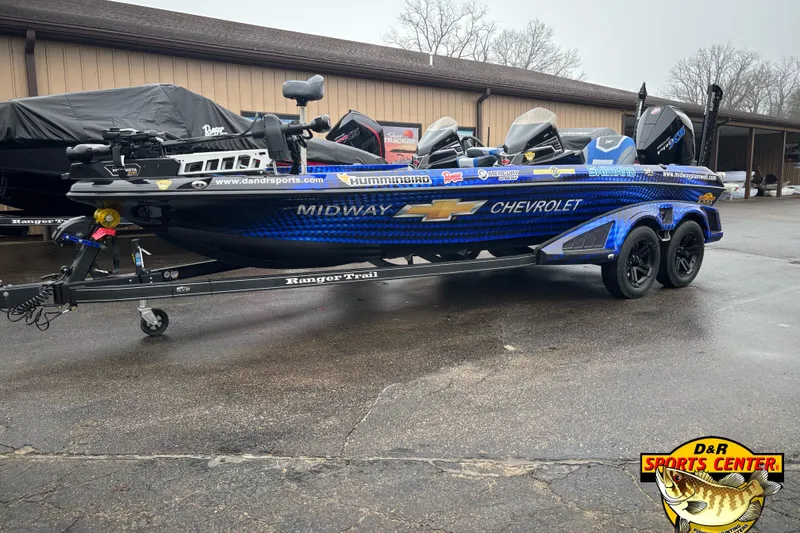The Image of 2026 Ranger Z521 boat with Chevrolet branding at D&R Sports Center. - 0