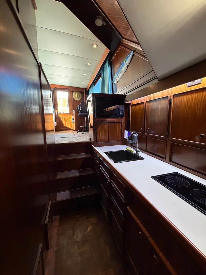 Slide: The Image of Hatteras Convertible 1984 - 12