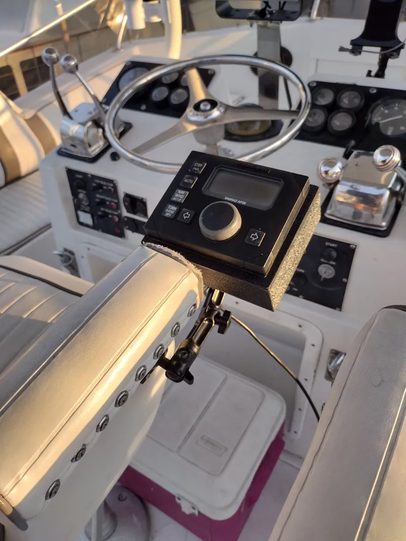 Slide: The Image of Hatteras Convertible 1984 - 7