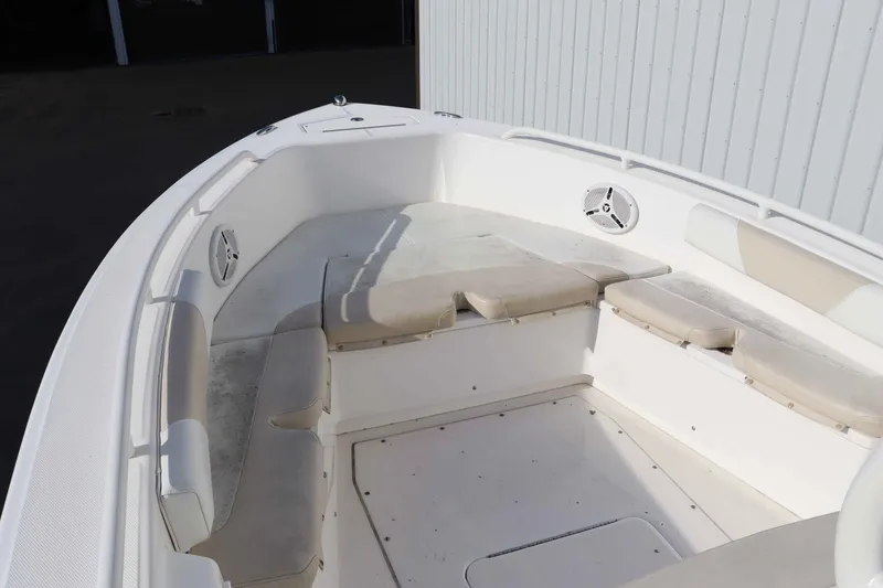 Slide: The Image of Everglades 243 Center Console 2011 - 14