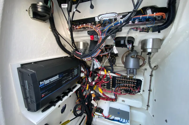 Slide: The Image of Electrical system of a 2020 Pathfinder 2500 Hybrid boat, showcasing wiring and components. - 40