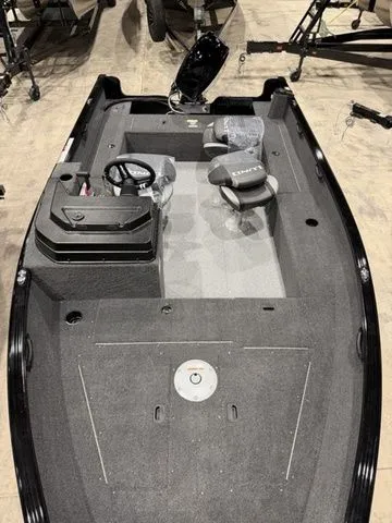 Slide: The Image of Lund 1650 Rebel XL SS 2026 - 8