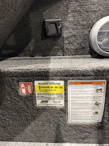 Slide: The Image of Lund 1650 Rebel XL SS 2026 - 14