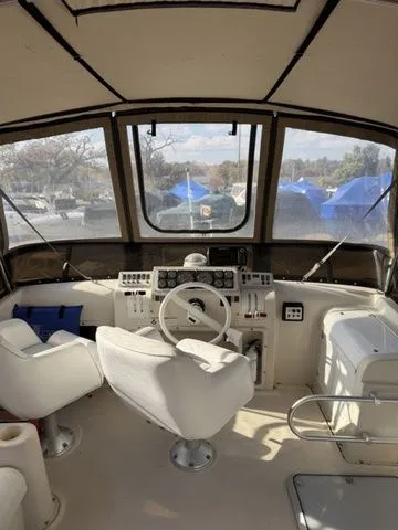 Slide: The Image of Mainship 41 Double Cabin 1989 - 6