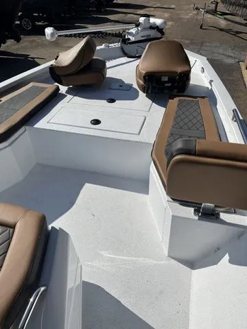 Slide: The Image of Xpress XR 21B 2026 - 18