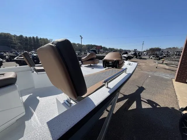 Slide: The Image of Xpress XR 21B 2026 - 6