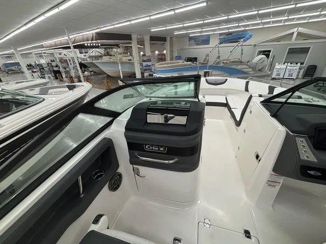 Slide: The Image of Chaparral 250 OSX 2026 - 23