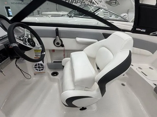 Slide: The Image of Chaparral 21 SSi OB 2026 - 21