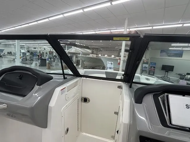 Slide: The Image of Chaparral 21 SSi OB 2026 - 25