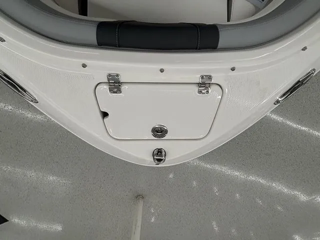 Slide: The Image of Chaparral 21 SSi OB 2026 - 34