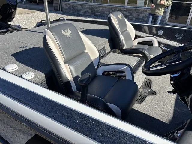 Slide: The Image of Phoenix Bass Boat 921 Elite 2020 - 7