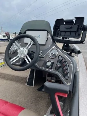 Slide: The Image of Ranger Boats Z118 2012 - 7