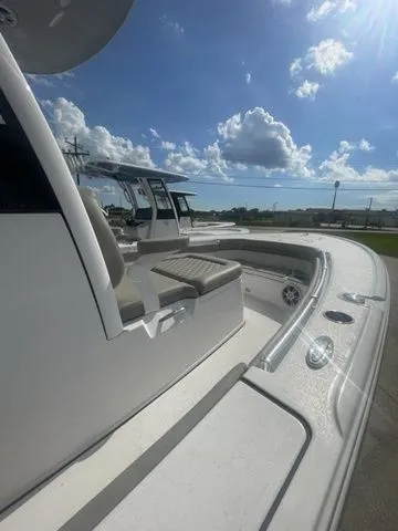 Slide: The Image of Sportsman Masters 267OE Bay Boat 2024 - 10