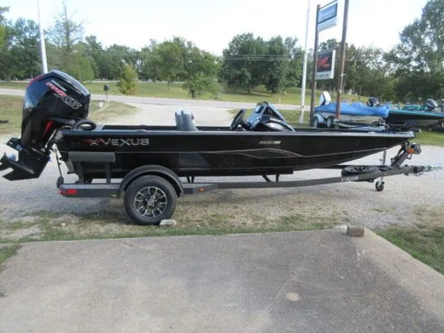 Slide: The Image of Vexus Defender 189 / Mercury 115 Proxs 4-Stroke $39,900 2026 - 10