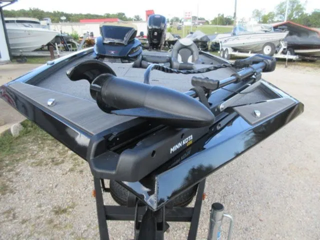 Slide: The Image of Vexus Defender 189 / Mercury 115 Proxs 4-Stroke $39,900 2026 - 13