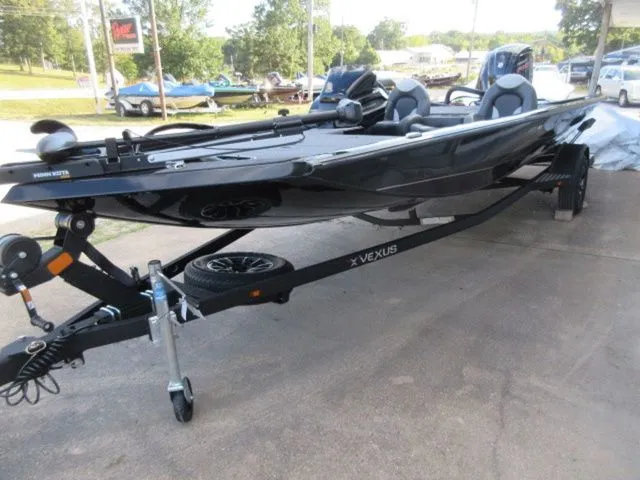 Slide: The Image of Vexus Defender 189 / Mercury115 ProXS 4stroke 2026 - 16