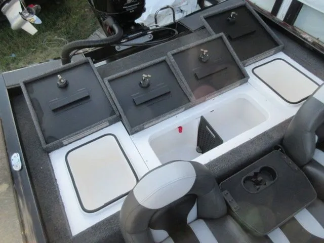 Slide: The Image of Vexus Defender 189 / Mercury115 ProXS 4stroke 2026 - 27