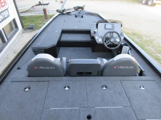 Slide: The Image of Vexus Defender 189 / Mercury115 ProXS 4stroke 2026 - 32