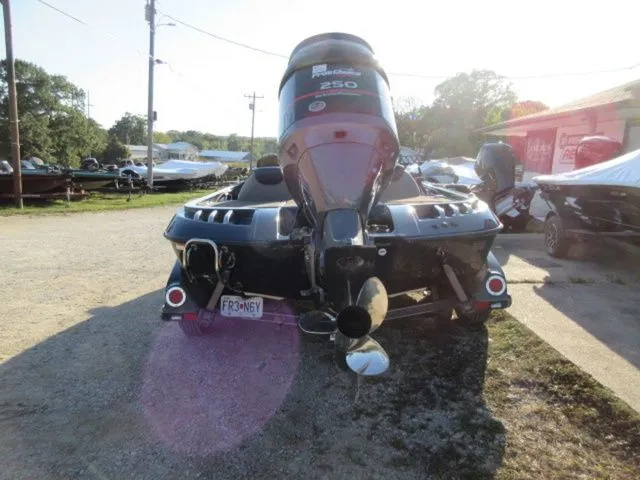 Slide: The Image of Ranger Z-21 BASS BOAT / YAMAHA 250 HPDI / GARMIN ELECTRON 2005 - 10