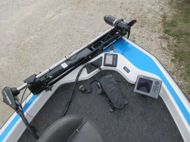 Slide: The Image of Champion 186 FISH N SKI / 2006 MERCURY 150 OPTIMAX 1999 - 10