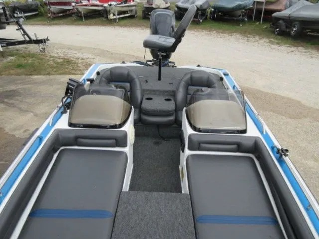 Slide: The Image of Champion 186 FISH N SKI / 2006 MERCURY 150 OPTIMAX 1999 - 11