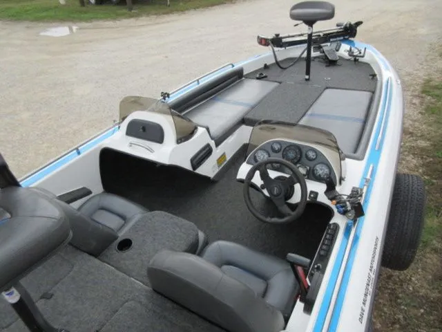 Slide: The Image of Champion 186 FISH N SKI / 2006 MERCURY 150 OPTIMAX 1999 - 16