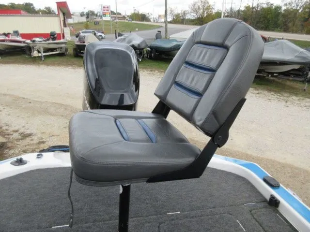 Slide: The Image of Champion 186 FISH N SKI / 2006 MERCURY 150 OPTIMAX 1999 - 21