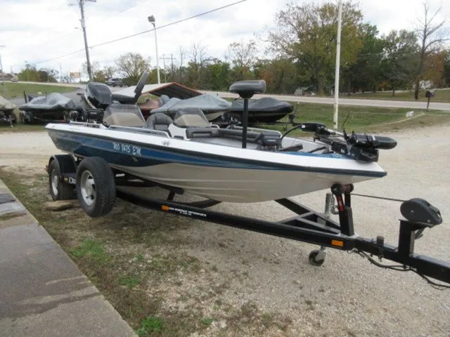 Slide: The Image of Champion 186 FISH N SKI / 2006 MERCURY 150 OPTIMAX 1999 - 3