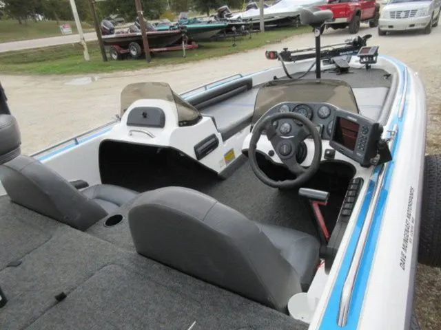 Slide: The Image of Champion 186 FISH N SKI / 2006 MERCURY 150 OPTIMAX 1999 - 8