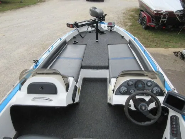 Slide: The Image of Champion 186 FISH N SKI / 2006 MERCURY 150 OPTIMAX 1999 - 9
