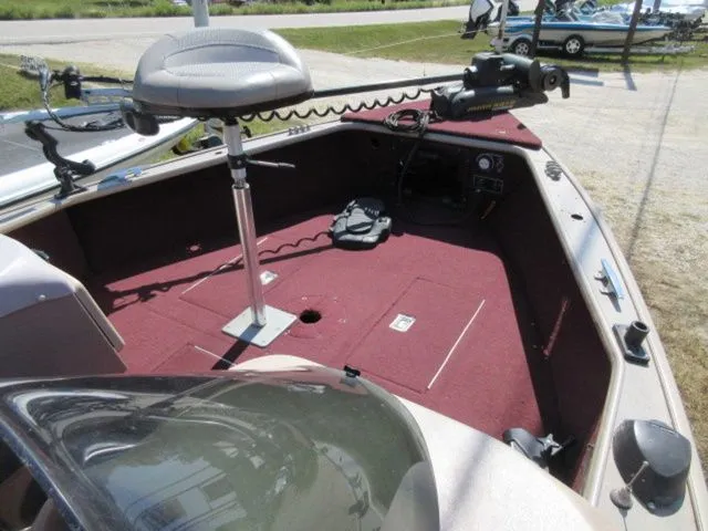 Slide: The Image of Lund DEEP V 1890 PRO-V DLX TOURNAMENT SERIES / 150 EVIN 1995 - 16