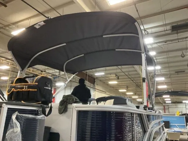 Slide: The Image of Bennington S-One Fish 22 SS Tritoon 2026 - 10