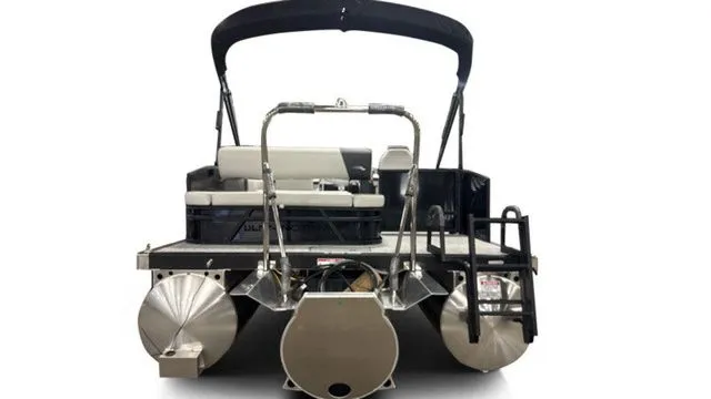 Slide: The Image of Bennington S-One Swingback 22 SSB Tritoon 2026 - 7