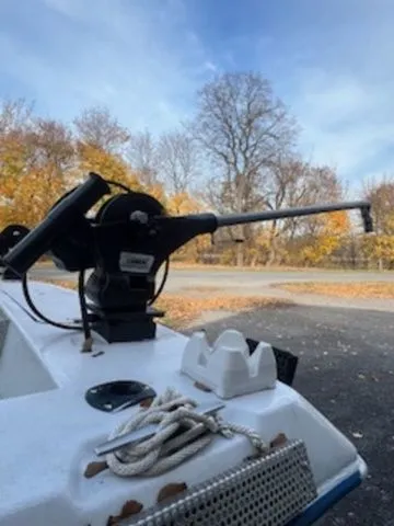 Slide: The Image of Sport-Craft 232 FISHMASTER CUDDY 1990 - 9