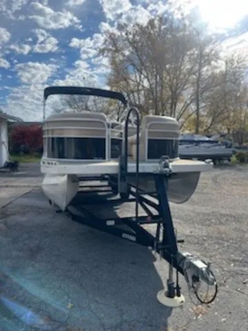 Slide: The Image of Bennington 2250 GBR 2014 - 3