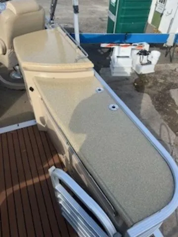 Slide: The Image of Bennington 2250 GBR 2014 - 6