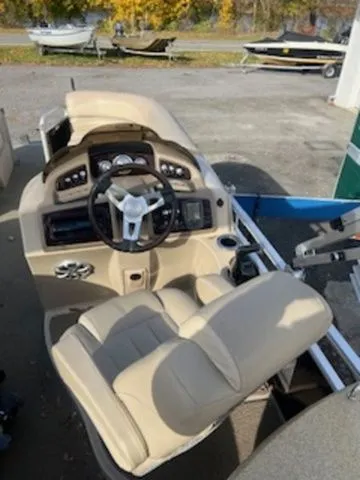 Slide: The Image of Bennington 2250 GBR 2014 - 7