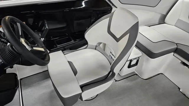 Slide: The Image of Yamaha AR220 2026 - 13