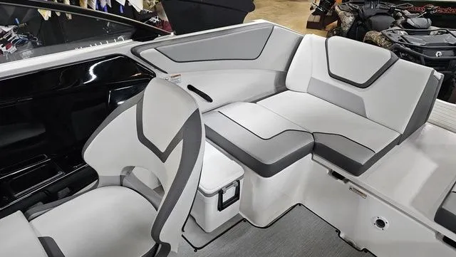 Slide: The Image of Yamaha AR220 2026 - 9