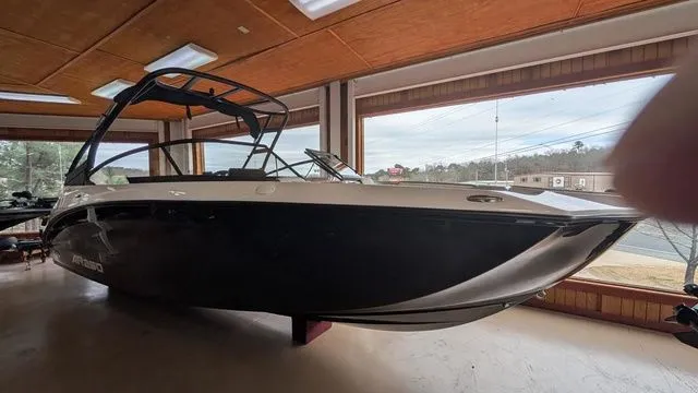 Slide: The Image of Yamaha AR250 2026 - 3