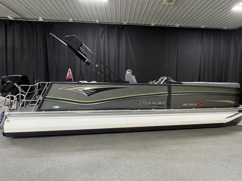 The Image of Premier 250 INTRIGUE 2020 - 0