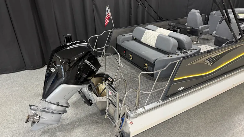 Slide: The Image of Premier 250 INTRIGUE 2020 - 4