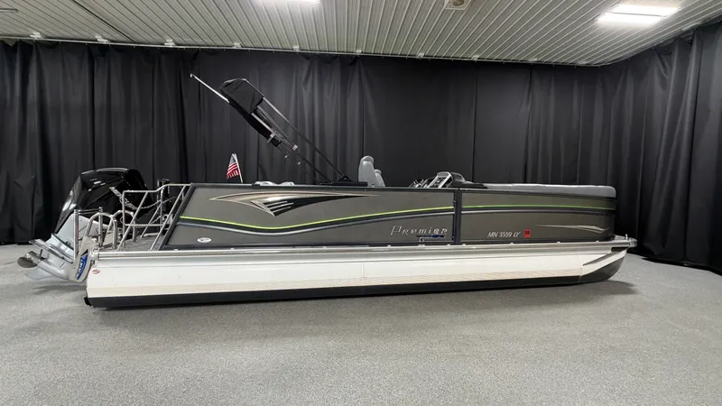 The Image of Premier 250 INTRIGUE 2020 - 0