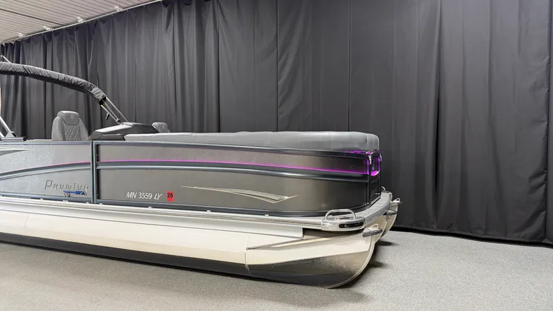 The Image of Premier 250 INTRIGUE 2020 - 3
