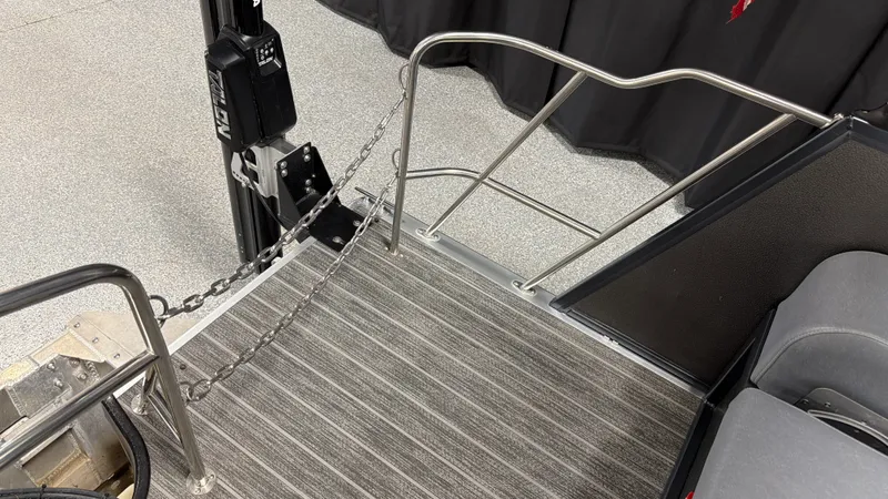 Slide: The Image of Premier 250 INTRIGUE 2020 - 76
