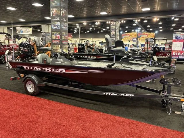 The Image of Tracker Pro 170 2026 - 1