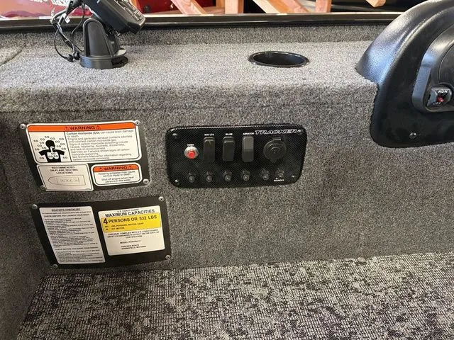 Slide: The Image of Tracker Panfish 17 2026 - 14