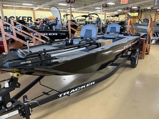 Slide: The Image of Tracker Panfish 17 2026 - 41