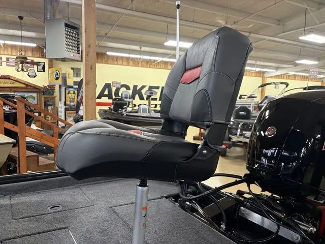 Slide: The Image of Tracker Pro Team 195 TXW 2026 - 18